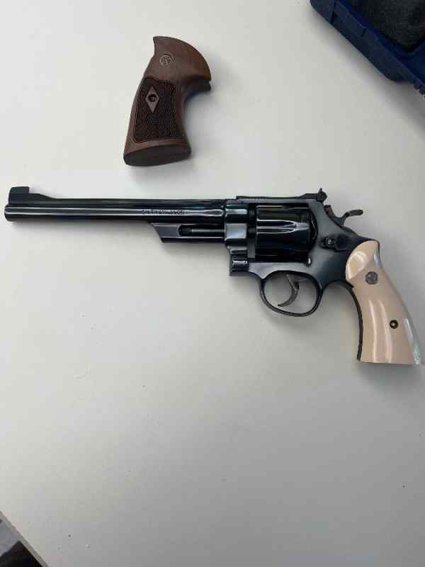 Smith Wesson model 27-2  357 mag 83/8 inch